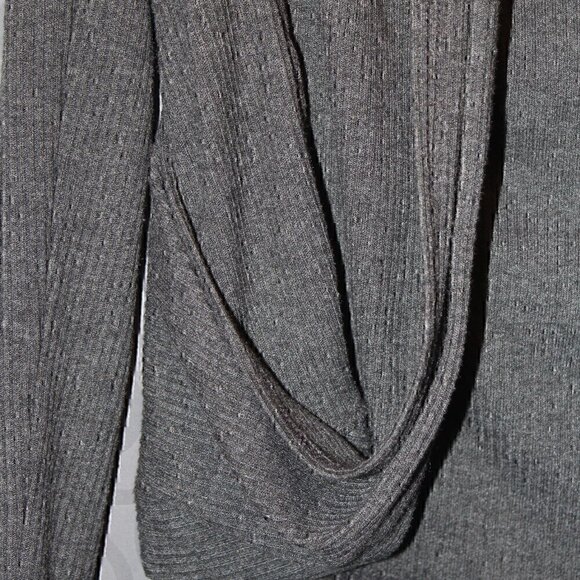 Timing gray sweater cardigan with faux pockets size large - Picture 2 of 7